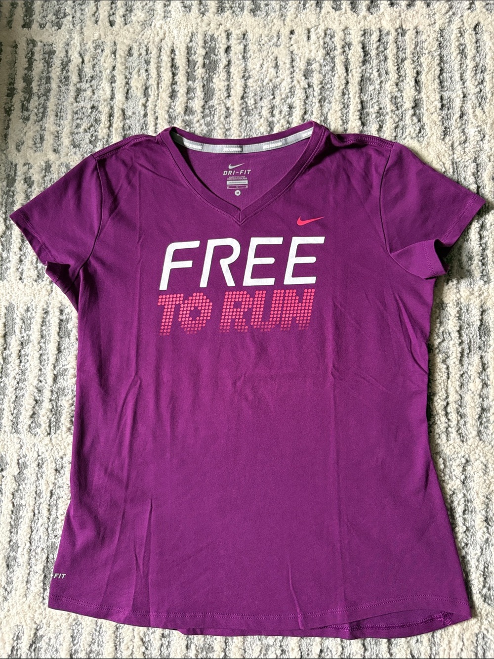 Nike Women’s Purple 'Free to Run' Dri-FIT Short Sleeve Tee